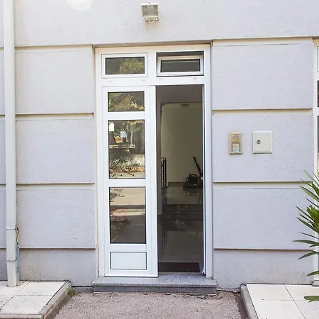 Vedran Apartment