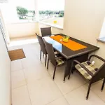 Apartment Vedran *